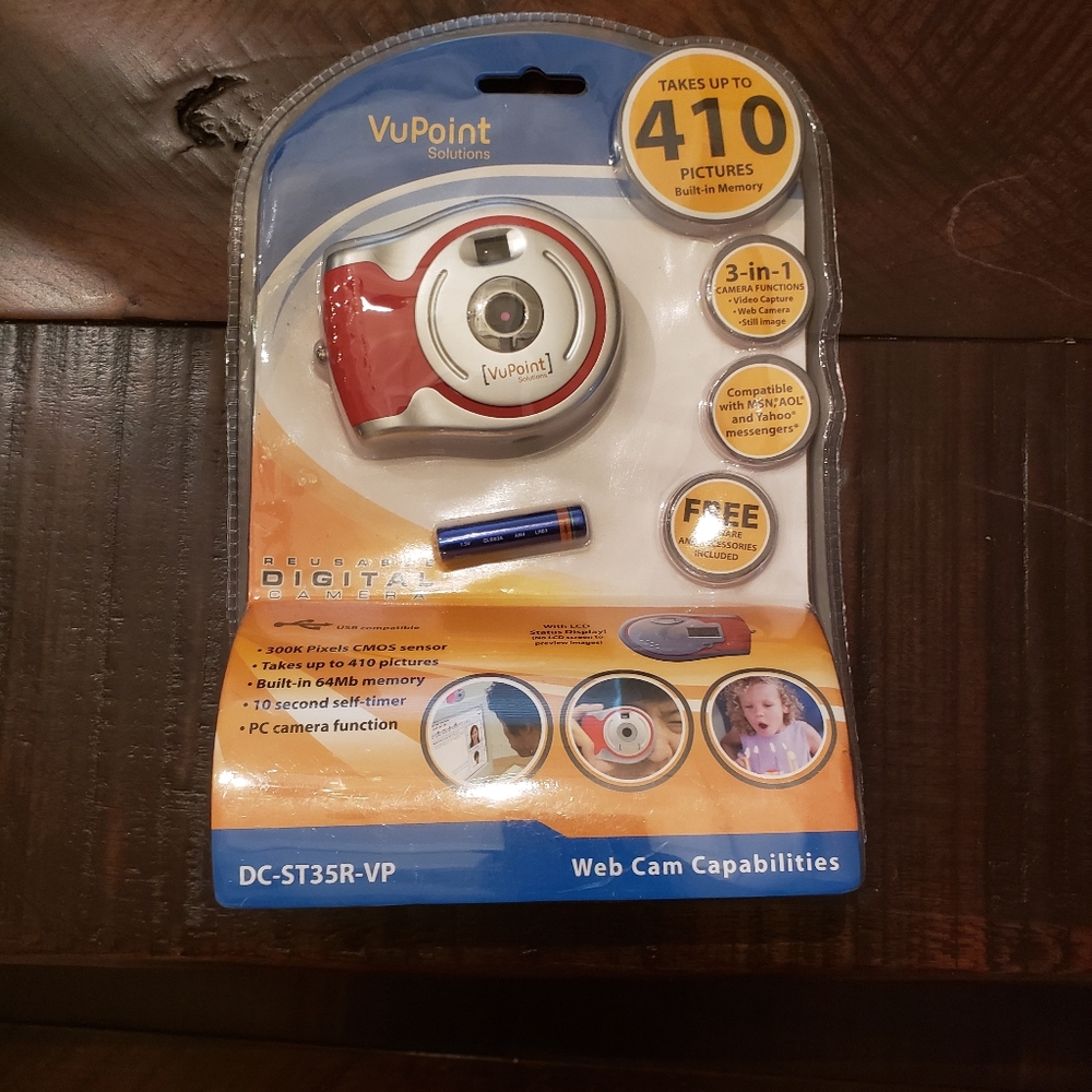 Small Digital Camera